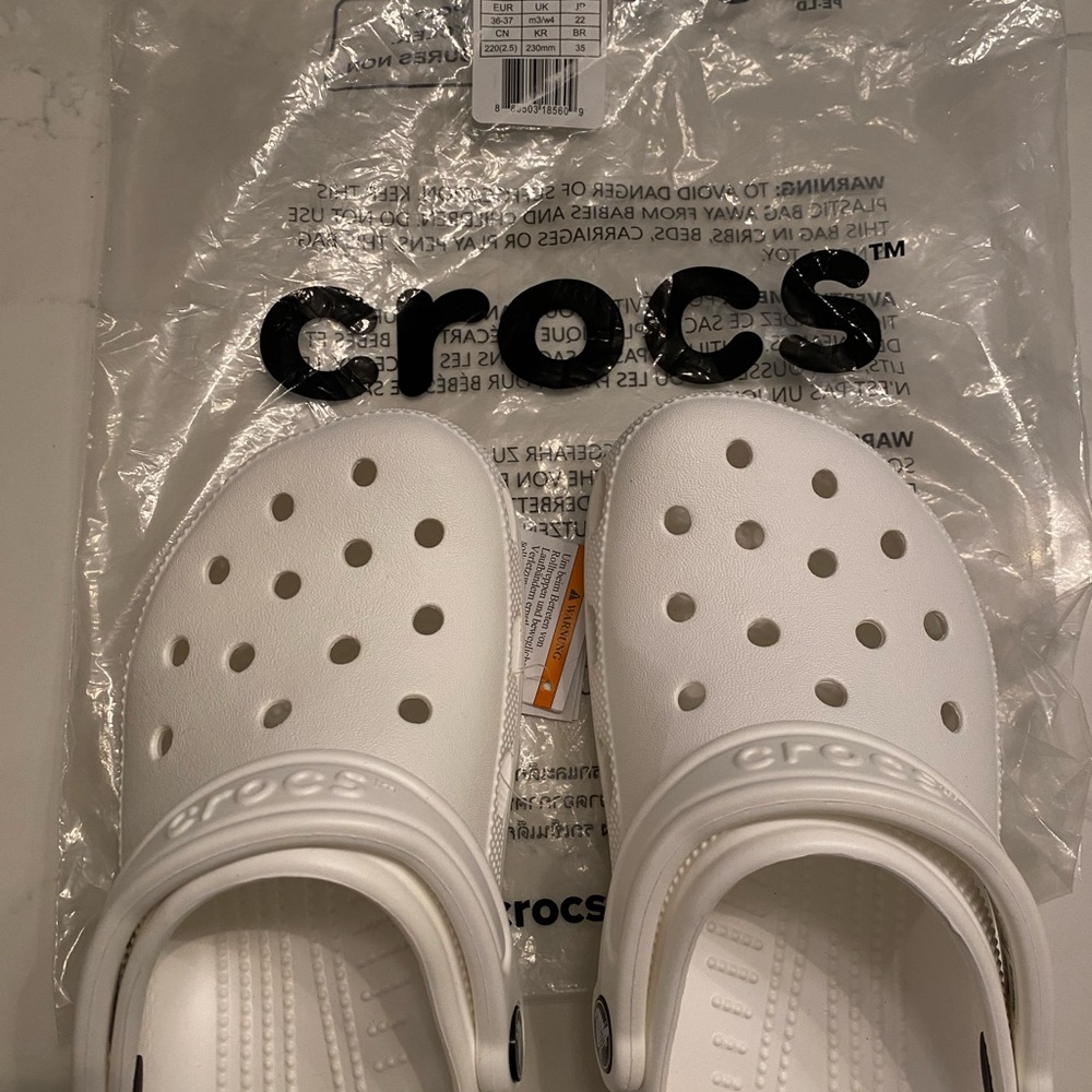 CROCS White Classic Clogs